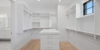 5309 N 33RD Street Gallery 28