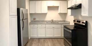 MOVE IN SPECIAL! Charming Home on a Peaceful Street in South Kansas City! Gallery 6