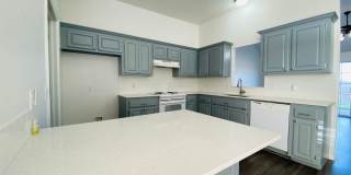 Freshly remodeled, 4 bed, 2 bath house in Mustang Freshly remodeled, 4 bed, 2 bath house in Mustang Gallery 8