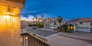 Beautiful 5 bedroom 4.5 bath home with large basement in gated community! Gallery 48