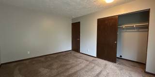 Spacious home in East Manhattan! Gallery 17