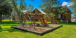 Village Apartments Gallery 33