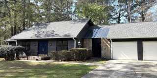 2305 Eastgate Drive SW Gallery 1