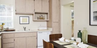 eaves Pacifica Gallery 2