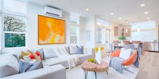 Seward Park Modern 2-Bedroom Home Gallery 8
