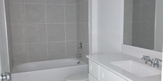 Westview Single Family Home 4 beds 2,5 Baths Gallery 29
