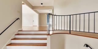 201 S Palisades Drive Gallery 14
