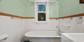 Bright 3 Bed | 2 Bath Home in Renton – 1,000 Sq Ft Gallery 17