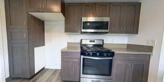 Large Two Story 8 Bed 4 Bath Home Near Campus!! Gallery 13
