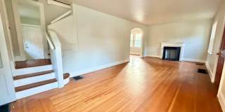 Great 3 bed home in Bond Hill!! Gallery 4