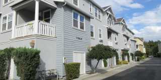 21 Hinterland, Ladera Ranch: Spacious 2 Bed 2.5 Bath Townhome with Community Amenities! Gallery 1