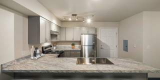 979 Patterson Street Gallery 48