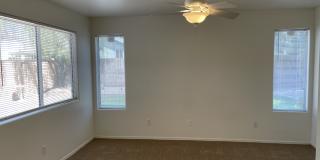 6831 S 33rd Dr Gallery 11