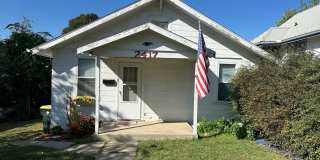 $950 - 2 Bed 1 Bath Home Gallery 1