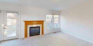 Spacious Family Three Bedroom Townhouse in Damascus! Pets Welcomed & Parking Included! Gallery 13