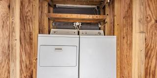 1002 E CRENSHAW STREET Gallery 16