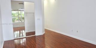 3488 Northeast 1st Street Gallery 9