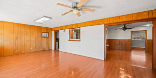 3423 56th Street Gallery 14