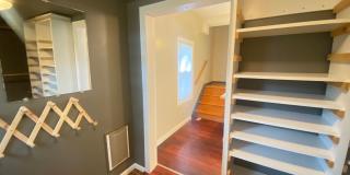 Charming 3-Bed, 1-Bath Single-Family Home! Gallery 4