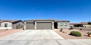 Beautiful 2024-Built 3-Bedroom Home with Solar Panels & 3-Car Garage! Gallery 1