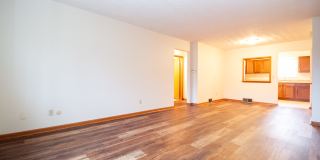 2962 Carskaddon Ave Gallery 5