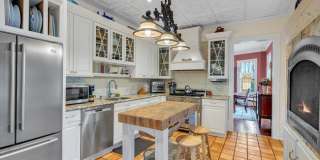 116 Washington Avenue Gallery 13