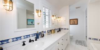 1228 W Oceanfront Gallery 25