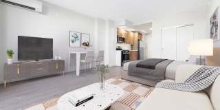 91-09 Roosevelt Avenue Gallery 1