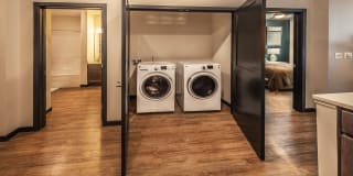 Post House Gallery 41