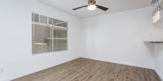 527 Spring Road Gallery 10