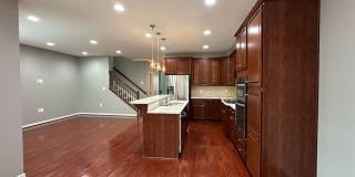 Gorgeous End Unit Garage Townhome In Brambleton for Rent! Gallery 13