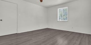 1166 E 43rd Pl Gallery 10