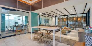 Metro Gateway Gallery 7