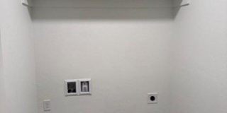 4006 Eureka Street Gallery 17