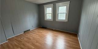 154 Seeley Avenue Gallery 3