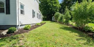 26 Greenwood Avenue Gallery 27