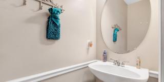 8628 ELLESMERE Way Gallery 34