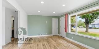 8719 East Valleyway Avenue Gallery 1