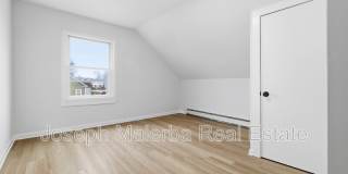 848 Bank St Gallery 7