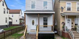 Single Family home available in Wheeling WV Gallery 1