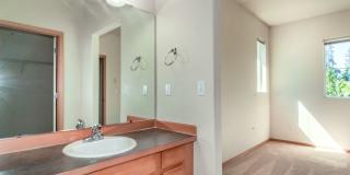 2-Bedroom DuPont Condo with New Interior Paint and Carpet Gallery 18