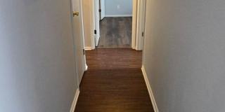 Renovated Two Bedroom Condo with Garage Space in Ladue School District Gallery 8