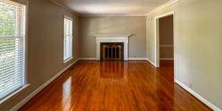 Beautiful Tri Level Home in Vanstory Hills Gallery 6