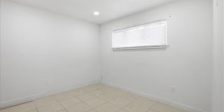 4013 Esmeralda Avenue Gallery 9