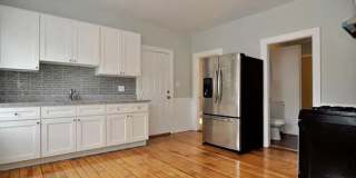 Charming 2BR Duplex in Woonsocket Gallery 1