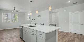 1554 Rose Quartz Heights Gallery 10