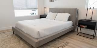 4827 Riverton Ave Gallery 19