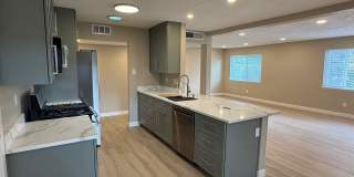 6024 Azure Ave Ne Gallery 1