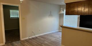 Bryan - 1 bedroom / 1 bath - duplex - fenced in area behind unit. Near 29th street. Gallery 12