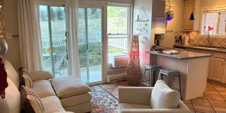 One Bedroom Condo Walking Distance to CU with Fenced Backyard and Flatiron Views! Gallery 6